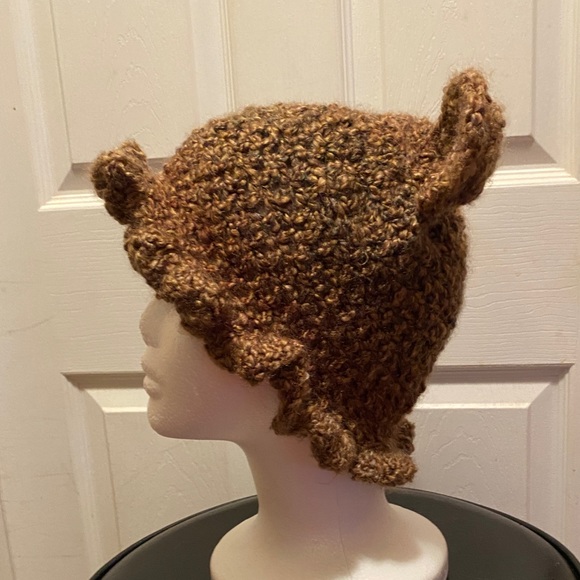 Crochet Teddy Bear hat - Picture 3 of 8